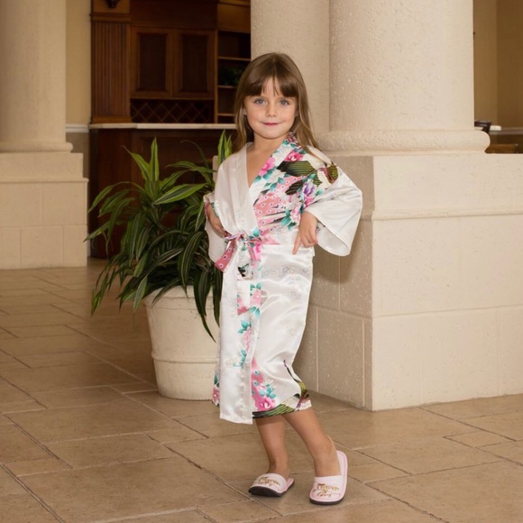 Adorable Floral Peacock Robes 4 MiniMe Princesses - Picture 8 of 15